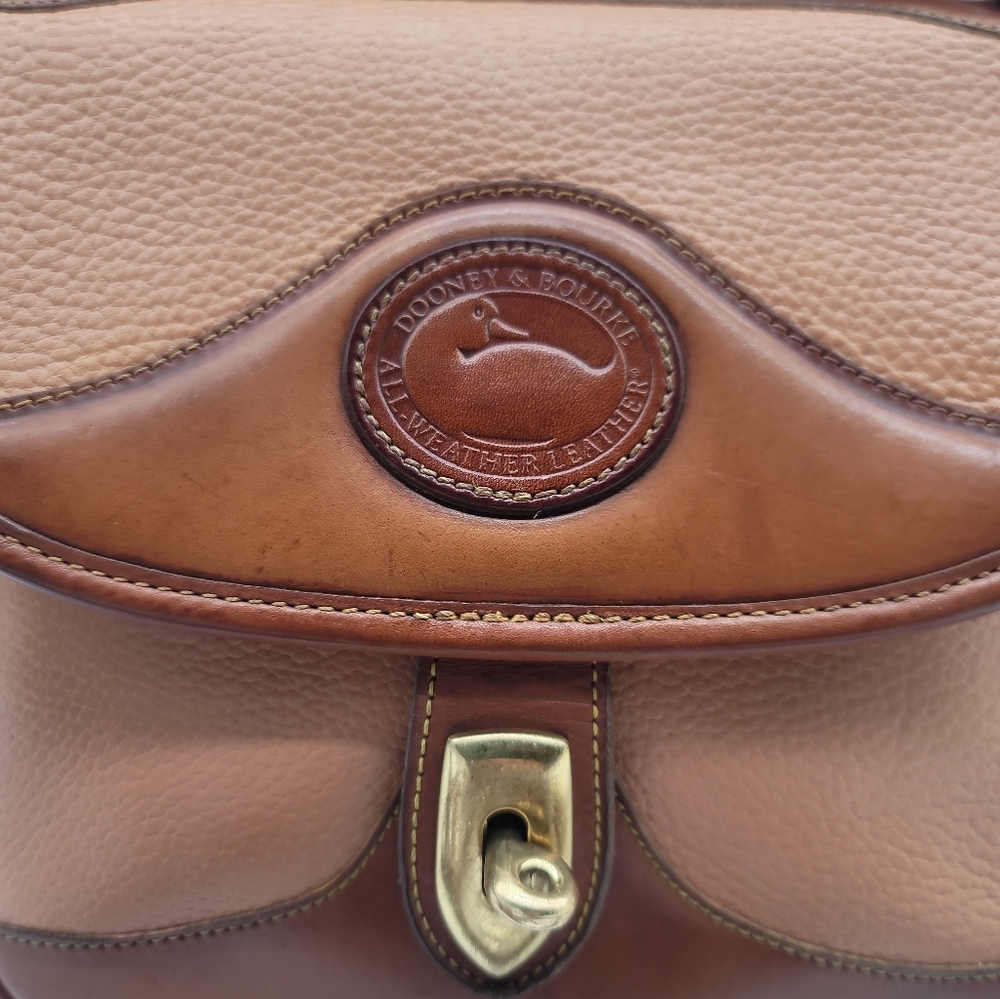 DOONEY & BOURKE AWL Square Carrier R703 Crossbody Bag Vintage - Picture 2 of 11